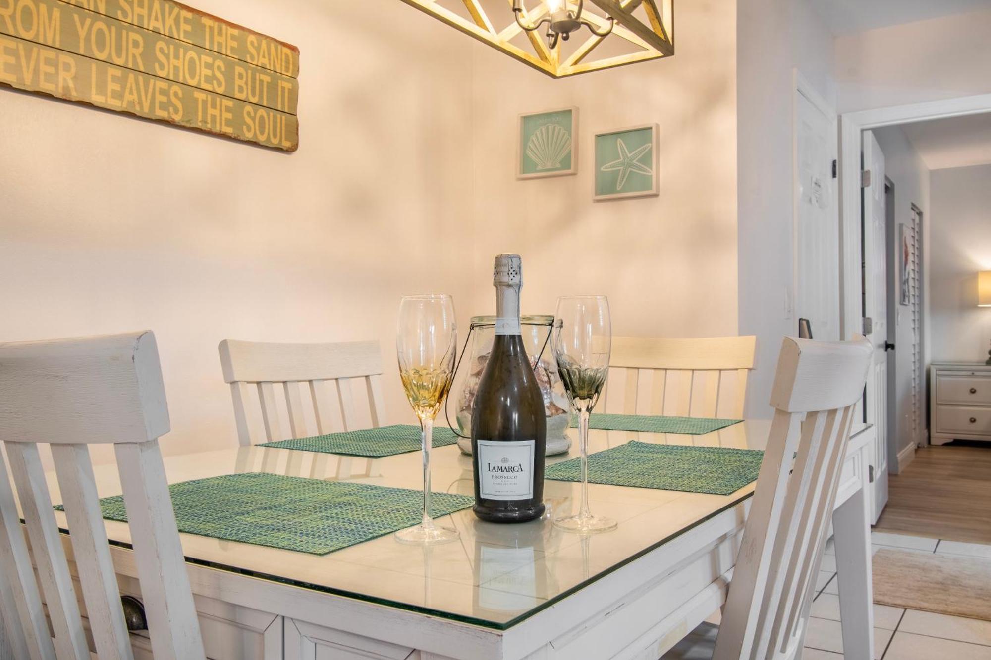 Funshine Pointe Capri Apartment Сейнт Пийт Бийч Екстериор снимка